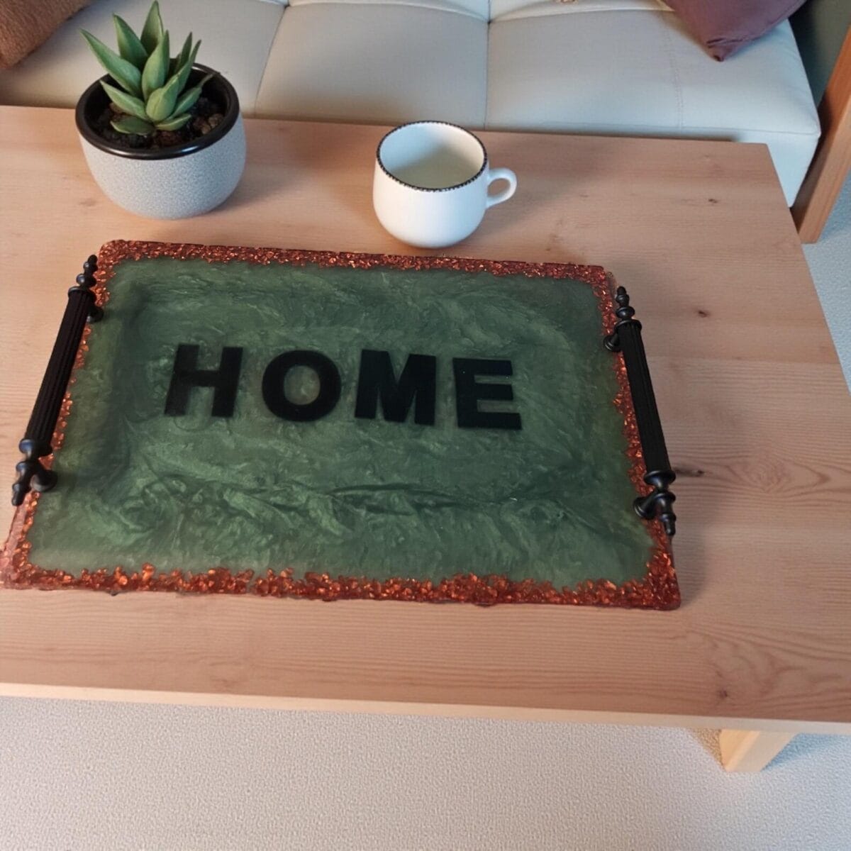 “HOME” Yazılı Yeşil Epoksi Sunum Tepsisi - Görsel 4